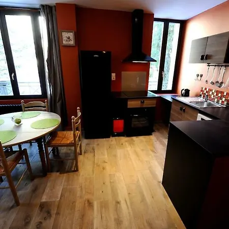 아파트 Charlannes 라루브불