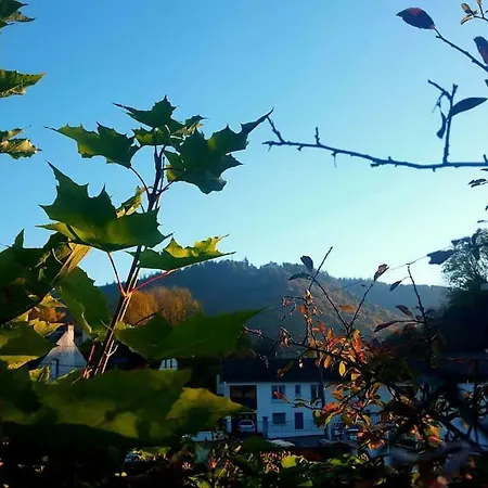 Charlannes 아파트 라루브불